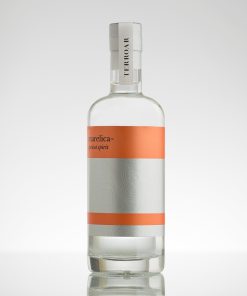 TERROAR Marelica 0,7L voćna rakija od marelice, alkoholno piće s voćnim mirisom i prepoznatljivim okusom.